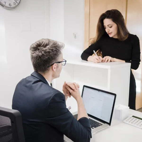 Auxiliar administrativo: operaciones auxiliares de servicios administrativos y generales